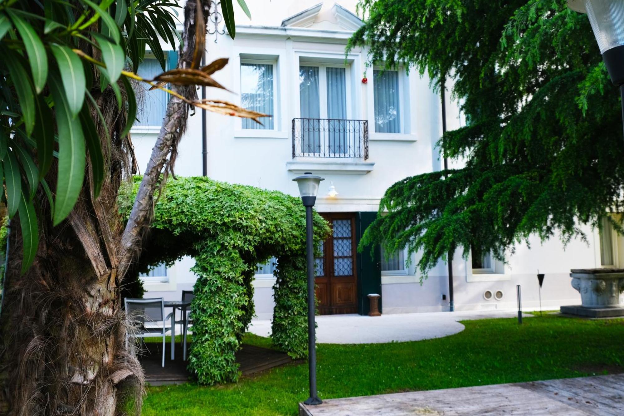 Hotel Villa Ca Damiani Caneva Eksteriør bilde
